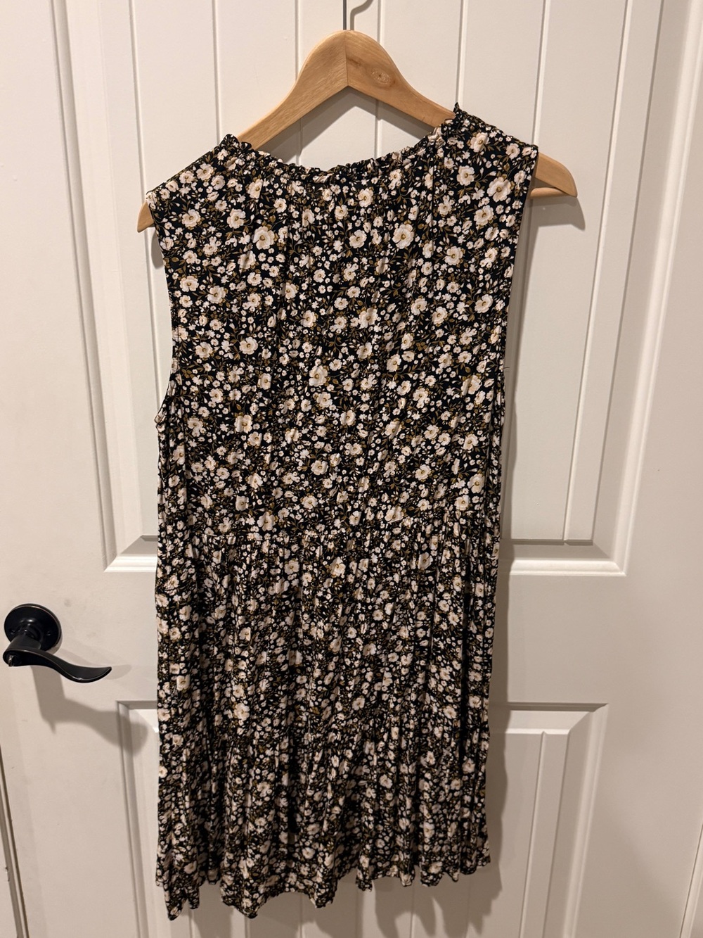 Old Navy Black Floral Sleeveless Dress - Picture 2 of 2